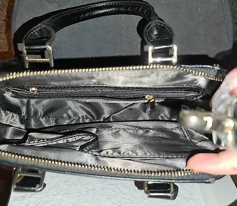 Taschen für Damen: Handtasche 30 cm x 27 cm NEU – Neu (gemäss Beschreibung) aus Zuchwil von Lea007 1