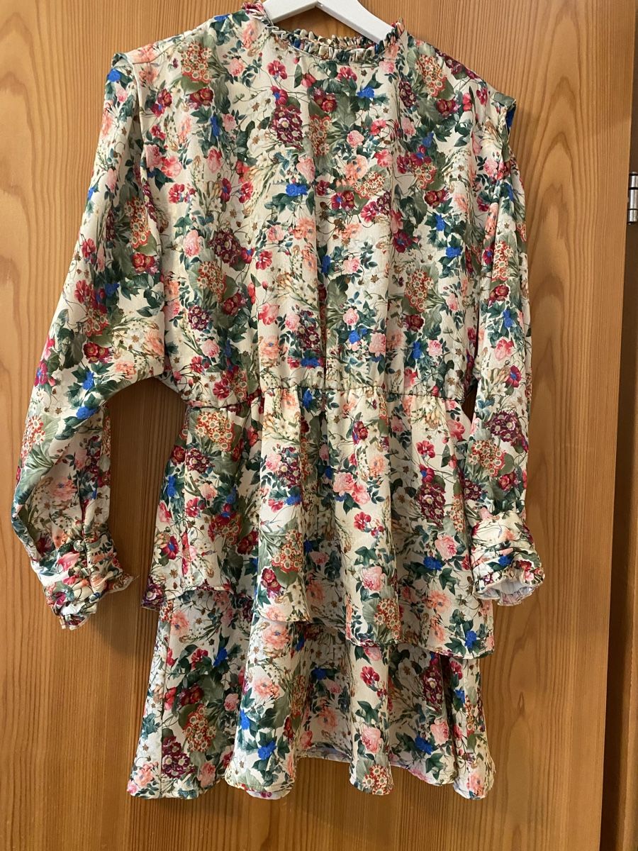 Zara Robes: Kleid Zara, Grösse XS – D'occasion à Zermatt par Lasjmb