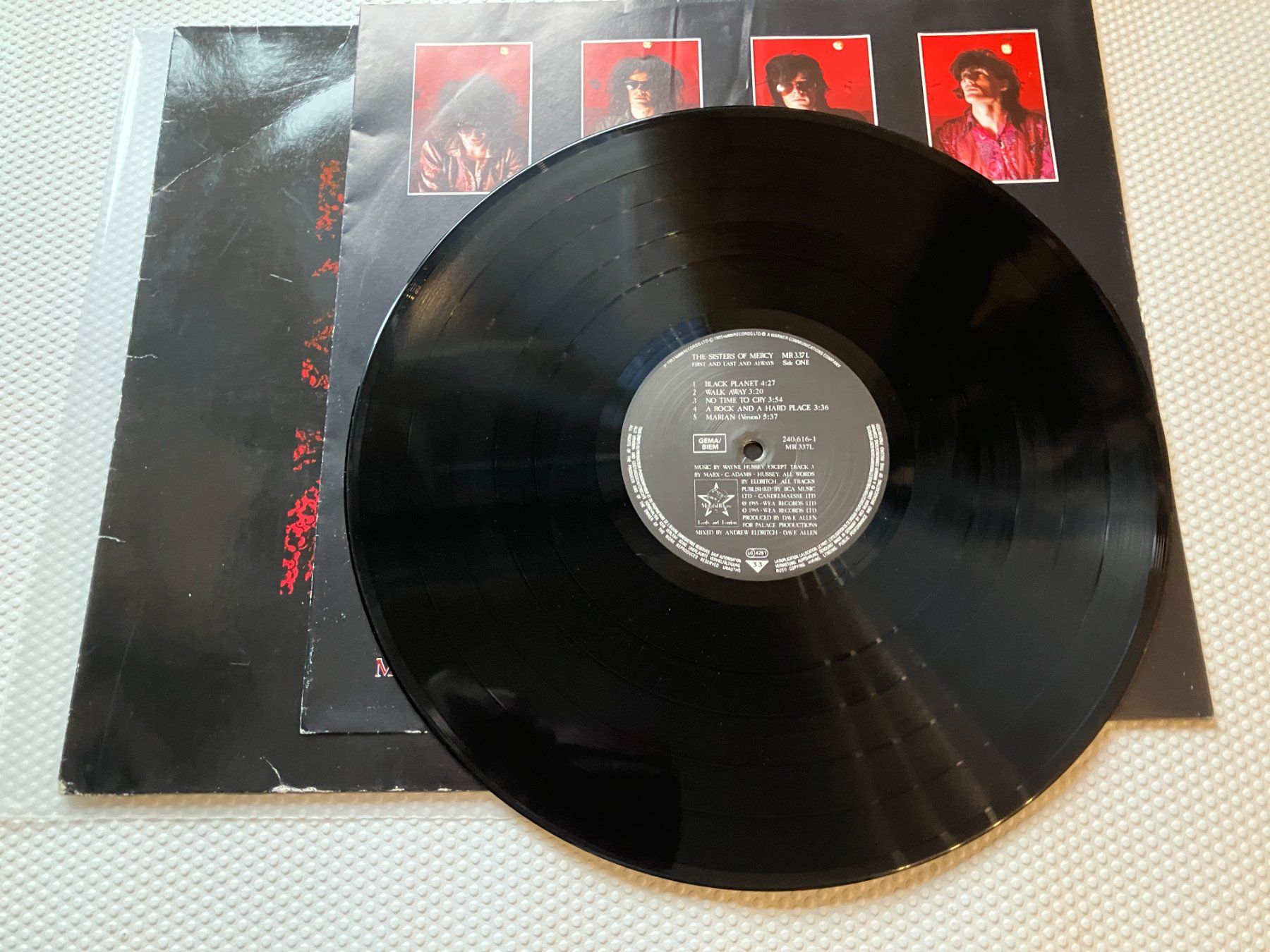 Dischi in vinile: The SistersOf Mercy – Usato da Aarwangen venduto da Jukebox3 5
