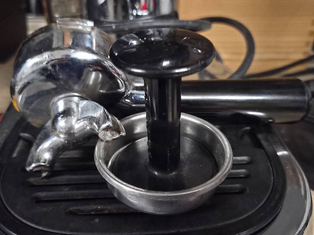 La Pavoni Kaffeemaschinen & Espressomaschinen: La Pavoni – Gebraucht aus Geneve von AlbertFink74 2