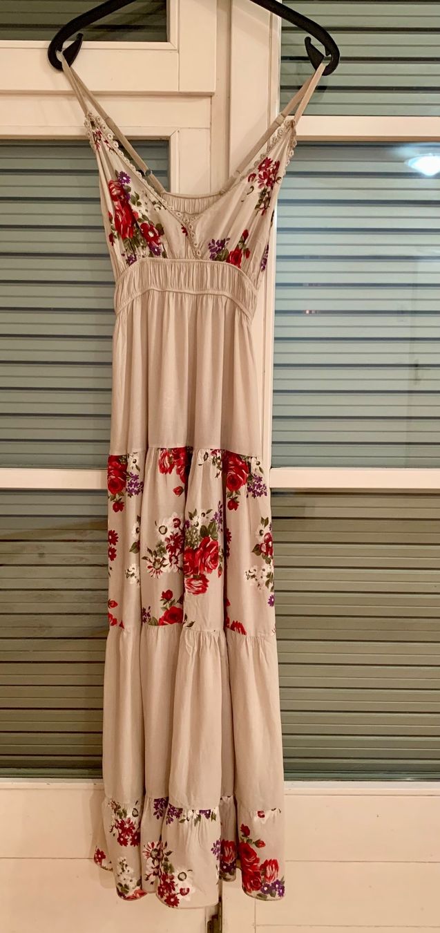 Vestiti: Sommerliches Maxikleid mit Blumenmuster, Grösse S/M – Usato da Maienfeld venduto da mar_59mb
