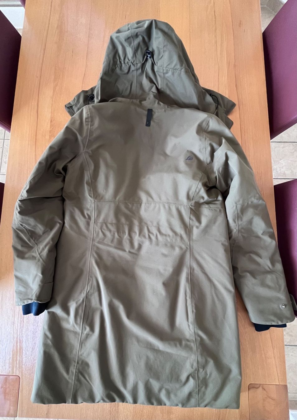 Didriksons Vestes: Parka Didriksons , Grösse 40 – D'occasion à Roggwil BE par KarotteV 9