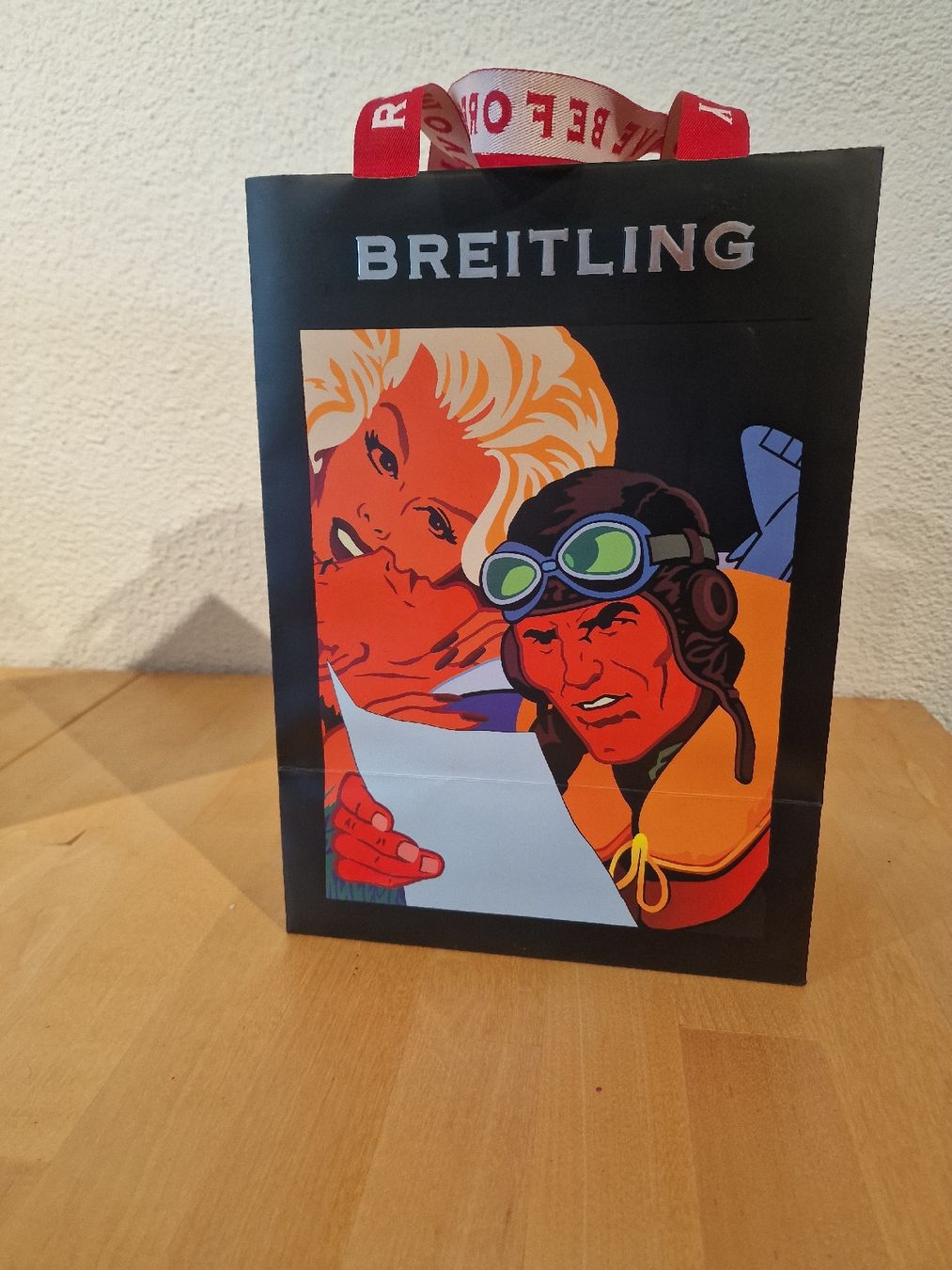 Breitling Borse: Älteres Sammlerstück: Papiertasche Pilot Breitling – Usato da St. Margrethen SG venduto da Goldig 2