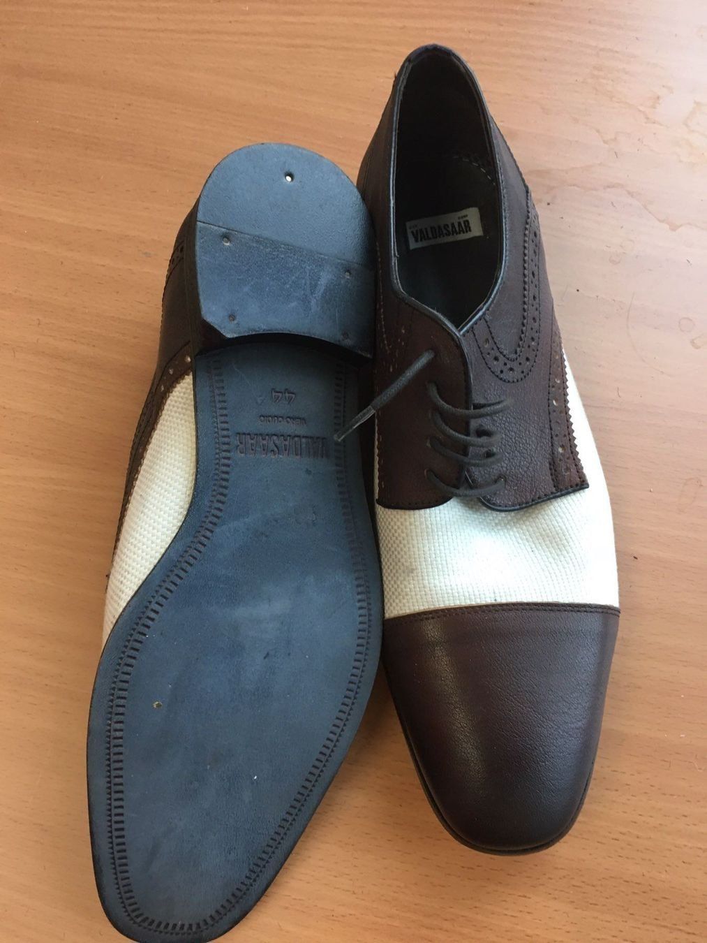 Scarpe da uomo: herrenschuhe GR 44 – Usato da Langnau am Albis venduto da Judithsebi 1