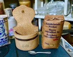 AUS DER ALTEN PUPPENKÜCHE