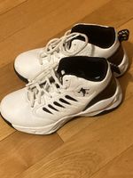 Basket montantes And1 blanches, idéales pour le sport!