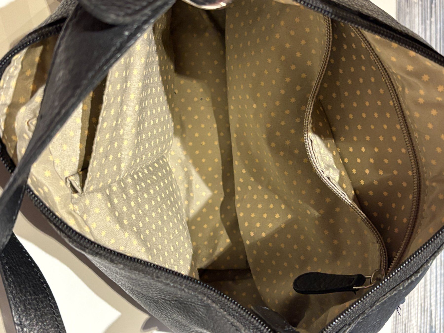 Sacs femmes: Handtasche NIKA – D'occasion à Mühleberg par cupra80 2