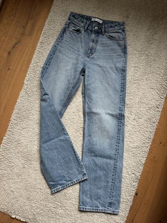 Zara Jeans