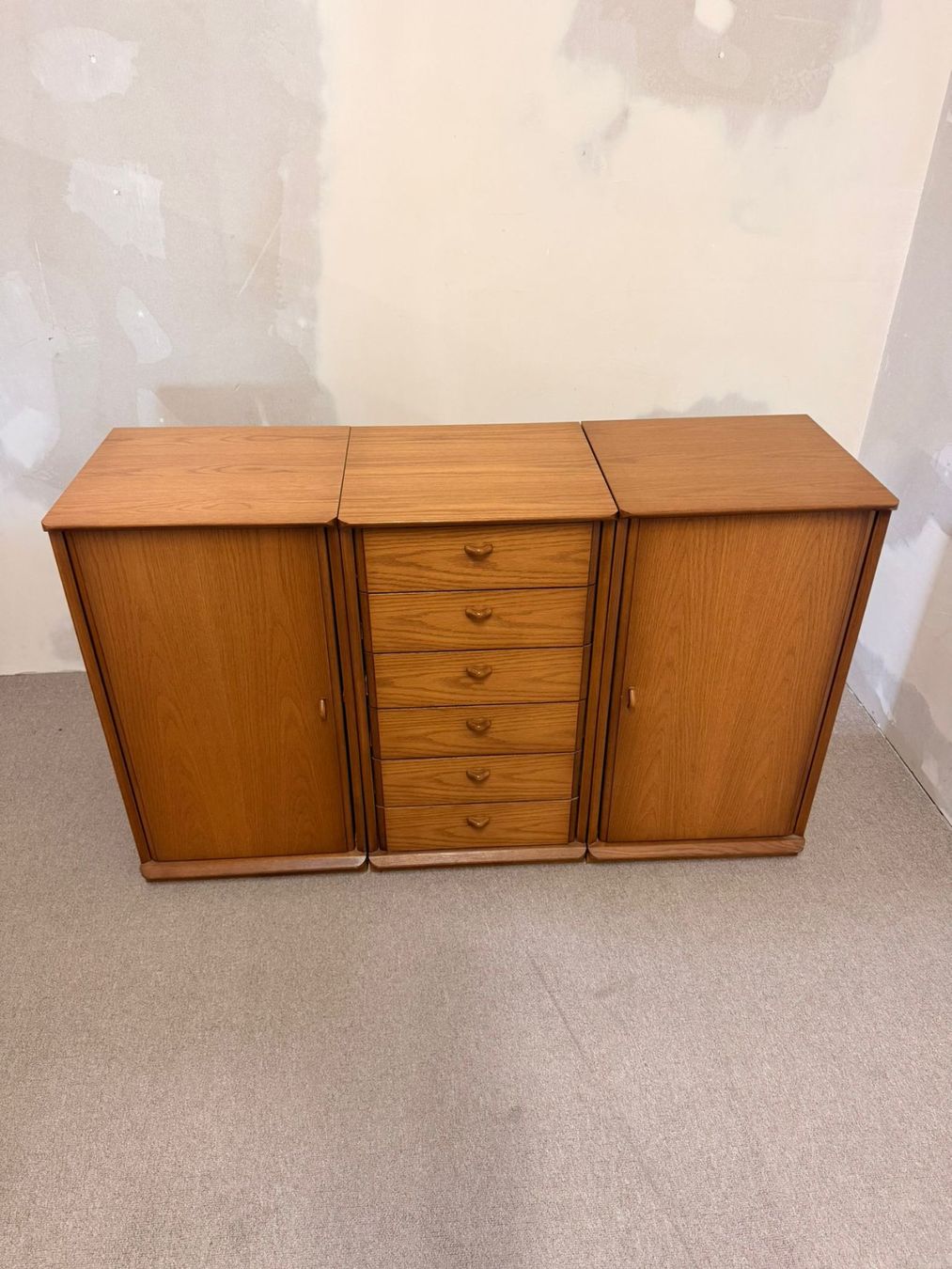 Cassettiere: 3 tlg. Mid Century Eiche Kommode Sideboard Schweizer Produkt – Usato da Rickenbach ZH venduto da Der-Insider 3