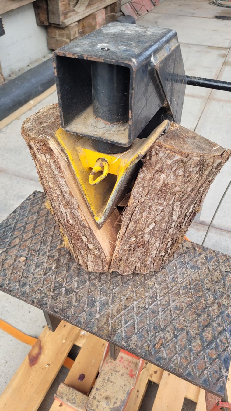 Toutes les machines: Holzspaltmaschine – D'occasion à Kerns par avr75 3