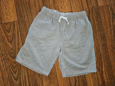 Kurze Trainerhose / Sport Berumda Gr. 158 / 164