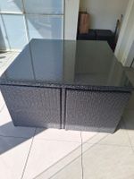 GARTEN/BALKON MÖBEL - Tisch mit 4 Stühlen/Kissen und Abdecke