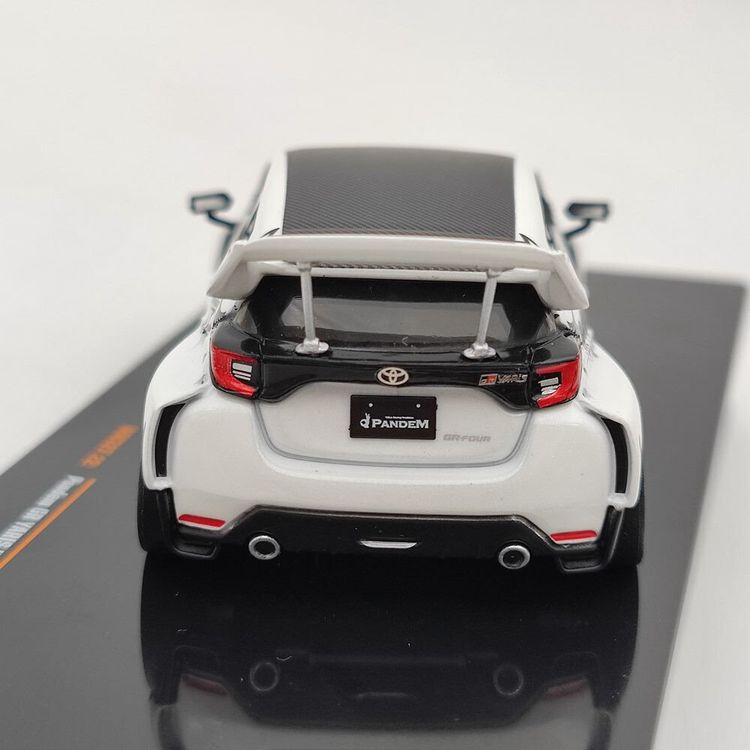 Miniature 1/43 IXO Toyota Yaris GR Pandem Toyo Tires 2022 - Noire Grise Blanche