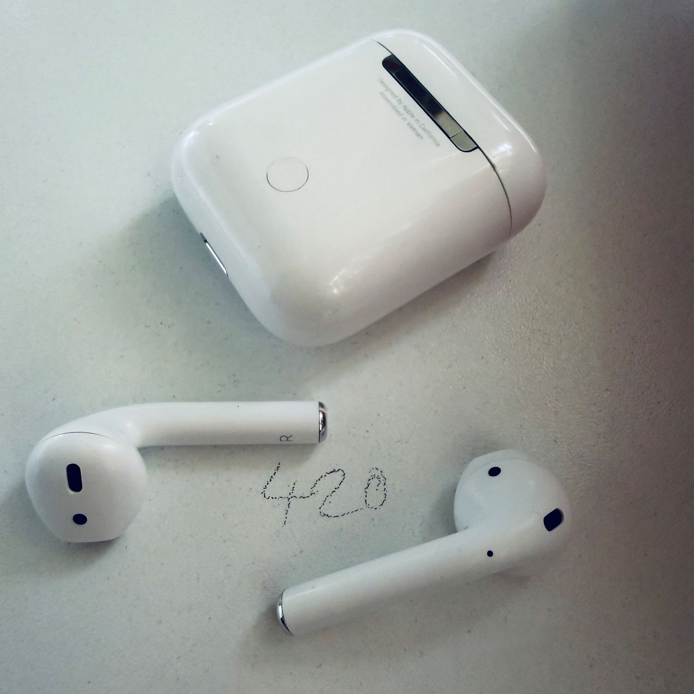 Apple Casques audio: Original Apple AirPods 2 Gen. Wireless Kopfhörer & Case – D'occasion à Basel par MY.AIRPODS.SHOP 6