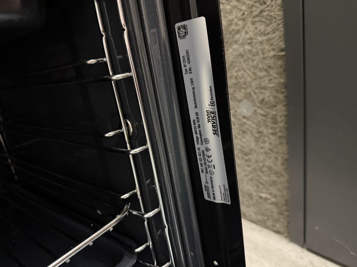 Electrolux Backöfen: Backofen & Keramik Kochfeld Electrolux 55Cm Ch Norm – Neu (gemäss Beschreibung) aus Kilchberg ZH von Rei_9 9