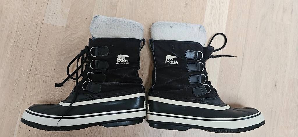 Damenschuhe: Bottes Sorel noires taille 39 – Gebraucht aus Goumoens-la-Ville von isa_f87c 1