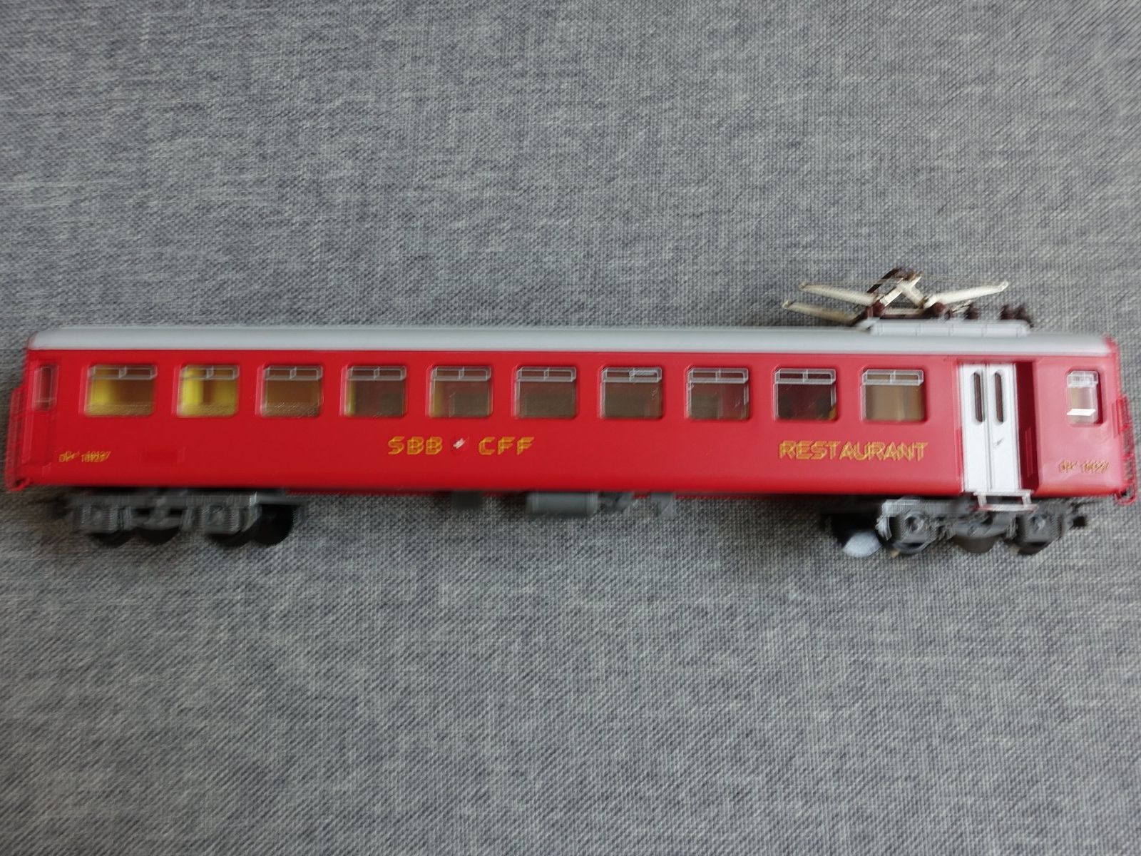Kleinbahn Modelleisenbahnen: KLEINBAHN No. 392 SBB Speisewagen Dr4 – Gebraucht aus Wallbach von Sarrows 1