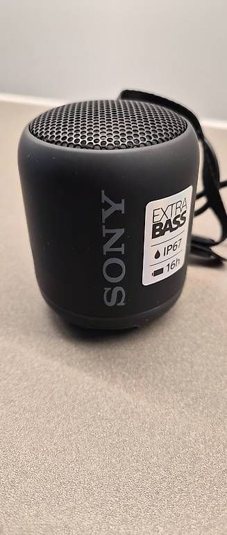 Sony Lautsprecher: Sony SRS XB-12 Bluetooth Lautsprecher schwarz – Gebraucht aus Dietikon von Agiraffe 1