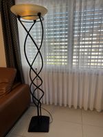 Stehlampe Metall und Glas Design Spiralform 