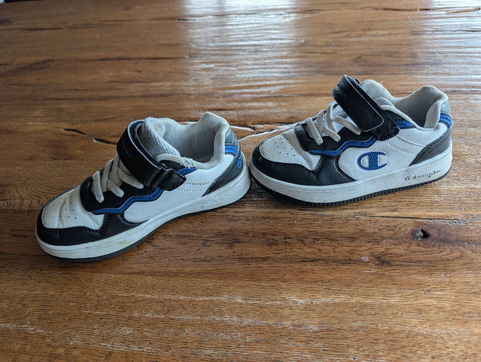Champion Schuhe für Jungen: Champion Kinderschuhe, Grösse 30 – Gebraucht aus Merenschwand von lorelei-05 1