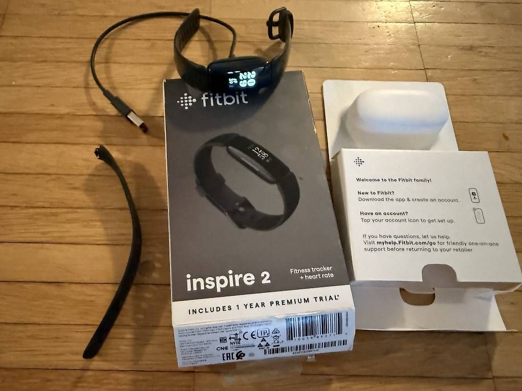 Smartwatch: Fitbit Inspire 2 HR FitnessTracker  Schwarz – Gebraucht aus Altendorf von Misslizzy 1