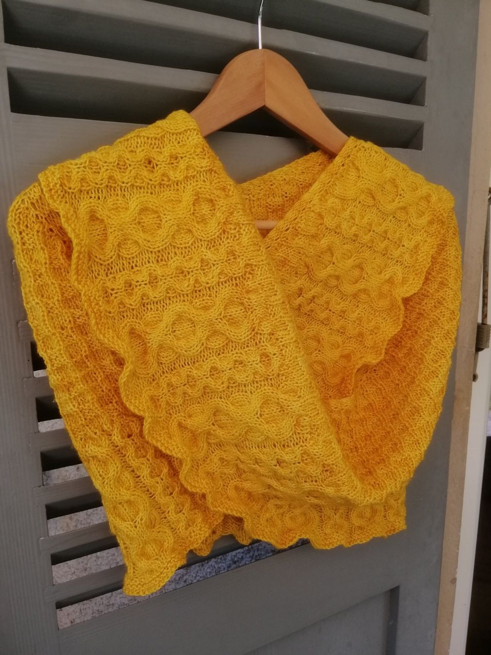 Foulards, Tücher & Schals: Schultertuch "Honigtopf", 100% Merino  NEU – Neu (gemäss Beschreibung) aus Langenthal von Handstrick 7