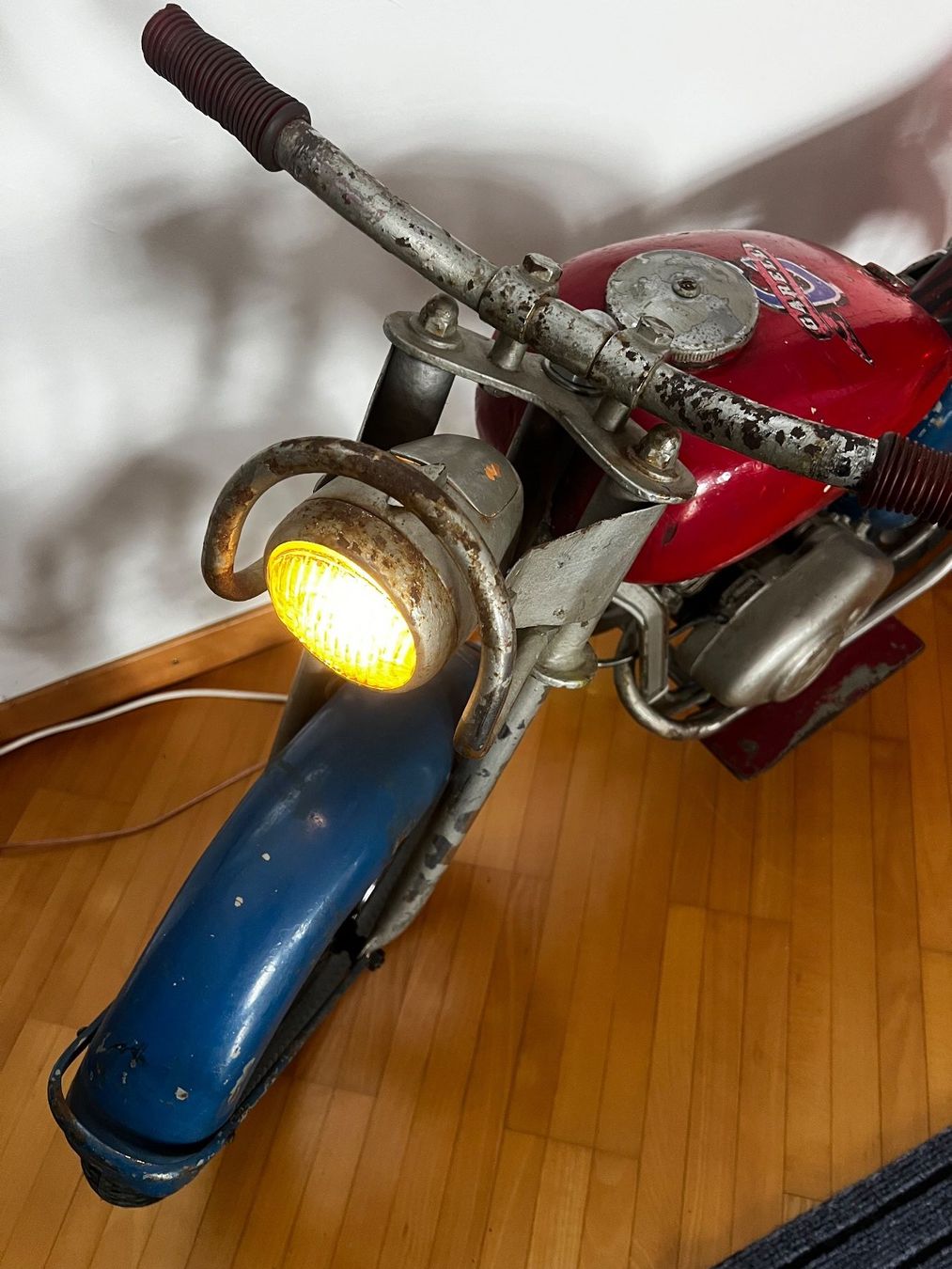 Ciclomotori: Oldtimer Karussell Töff – Usato da Rorschacherberg venduto da SambaT1 1