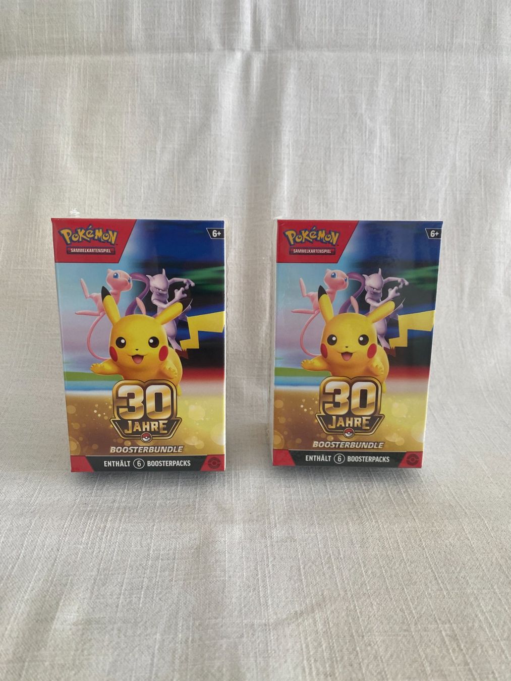 Pokémon Carte collezionabili: Pokemon / 30th Anniversary Celebration 2x Booster Bundle DE – Nuovo e nell'imballaggio originale da Rottenschwil venduto da Sigma_Freud