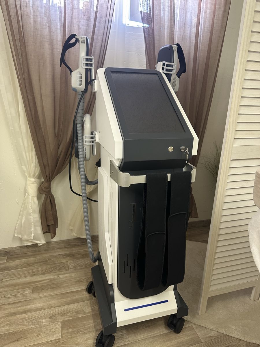 Toutes les machines: EMS Gerät – Neuf (Voir description) à Dänikon ZH par car_wz6y 2