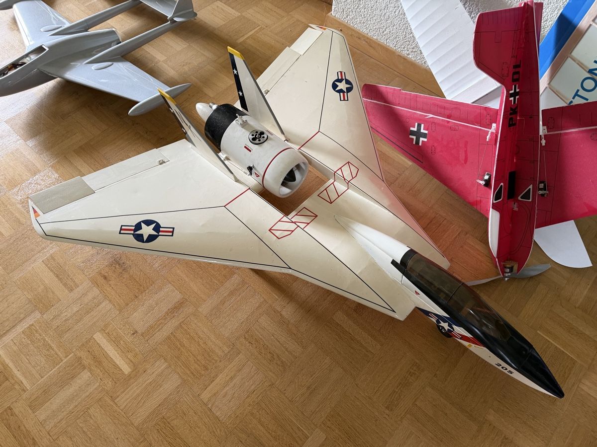 Modellismo RC: Tommycat Retro – Usato da Köniz venduto da Keith0