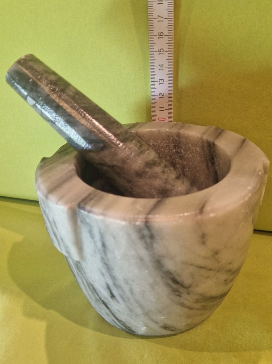 Altro per cucinare: Schöner Mörser aus Marmor – Nuovo (secondo la descrizione) da Roggliswil venduto da Crosser17 3