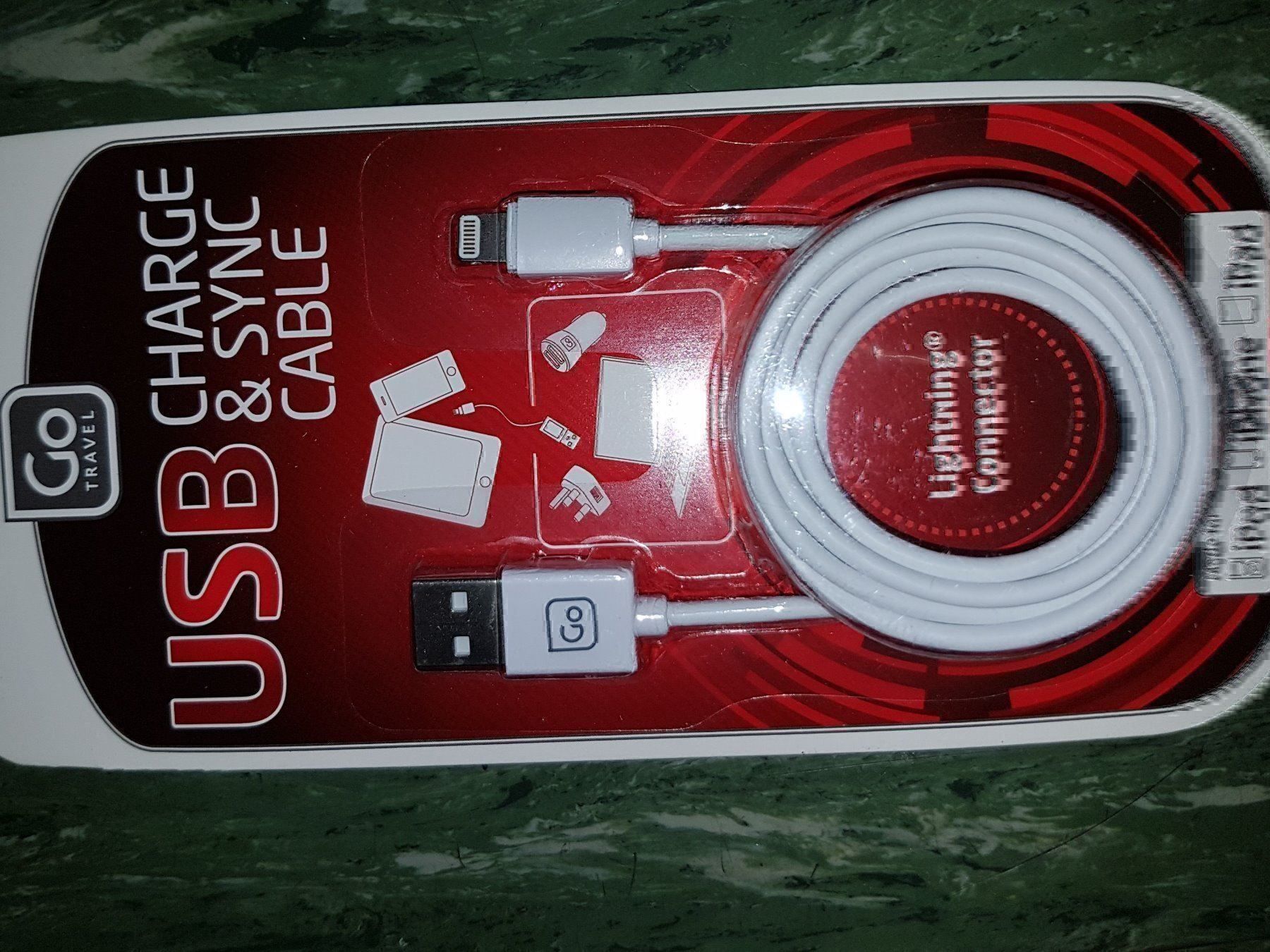 Apple Cavi: USB Charge & Sync Lightning Cable – Nuovo e nell'imballaggio originale da Zürich venduto da Avd