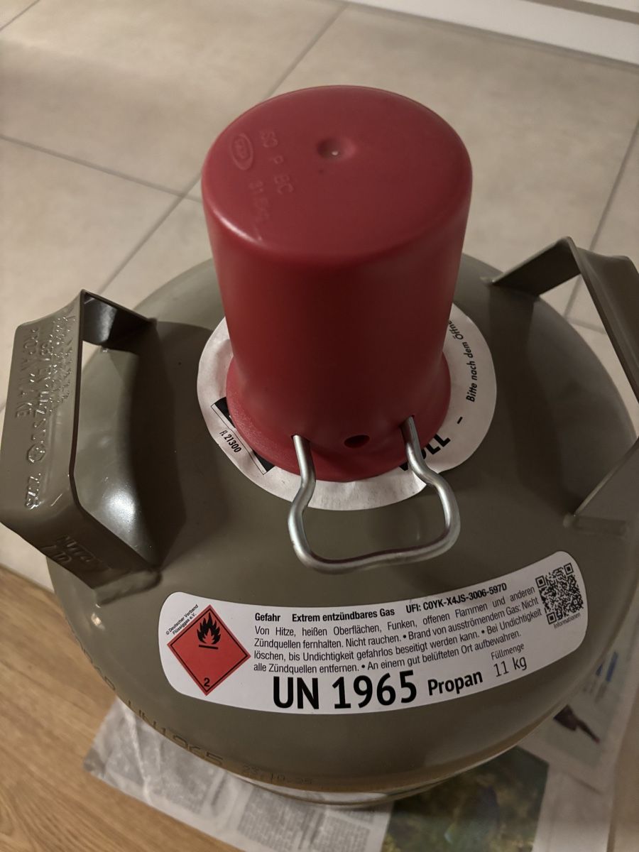 Gas-Geräte & -Technik: Gasflasche Propan 11 kg – Neu und originalverpackt aus Auw von Megahit2008 2