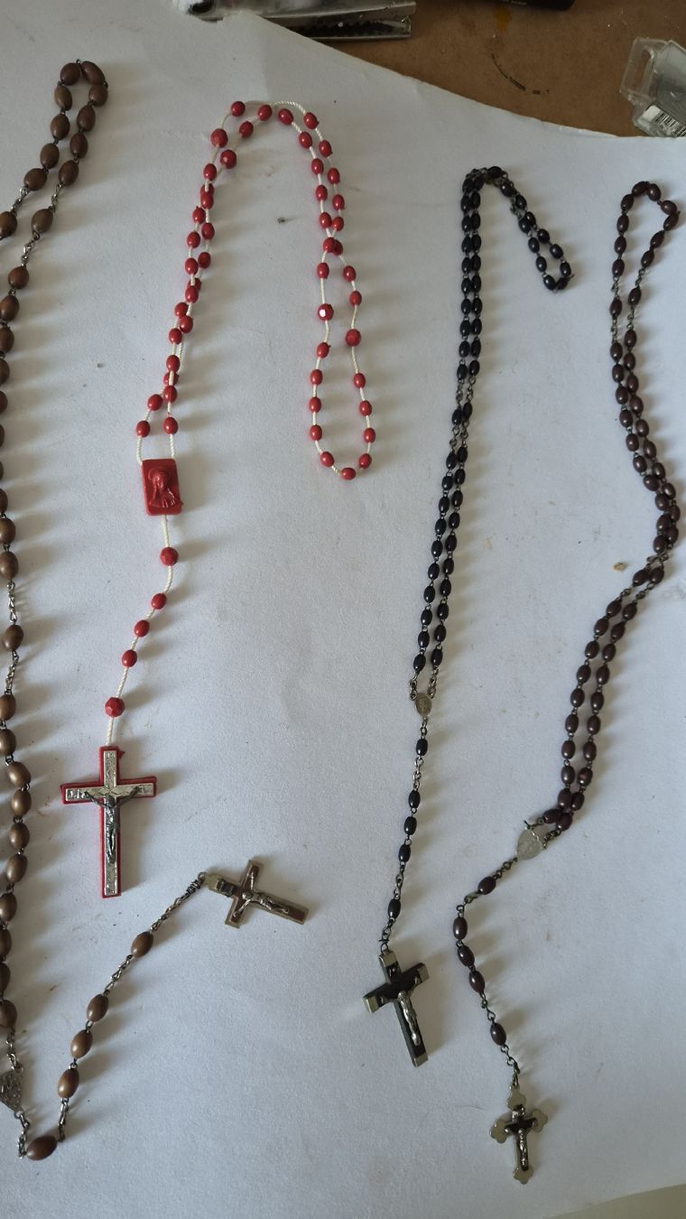 Sonstiger Schmuck: 5 Rosenkränze – Gebraucht aus Kölliken von Upcycling-by-Mc-TAM 4