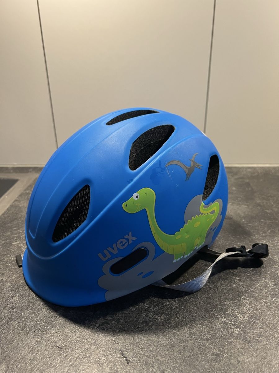 Uvex Caschi: UVEX Kinderhelm  – Usato da Rikon im Tösstal venduto da Jenny_T3223 1