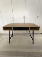 Praktischer Schreibtisch in Eiche-Optik – Top Zustand – 120 