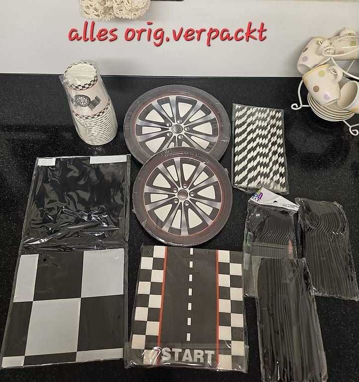 Geschirrsets: Neu; Party Deko Geschirr – Neu und originalverpackt aus Staufen von mar_wf6r