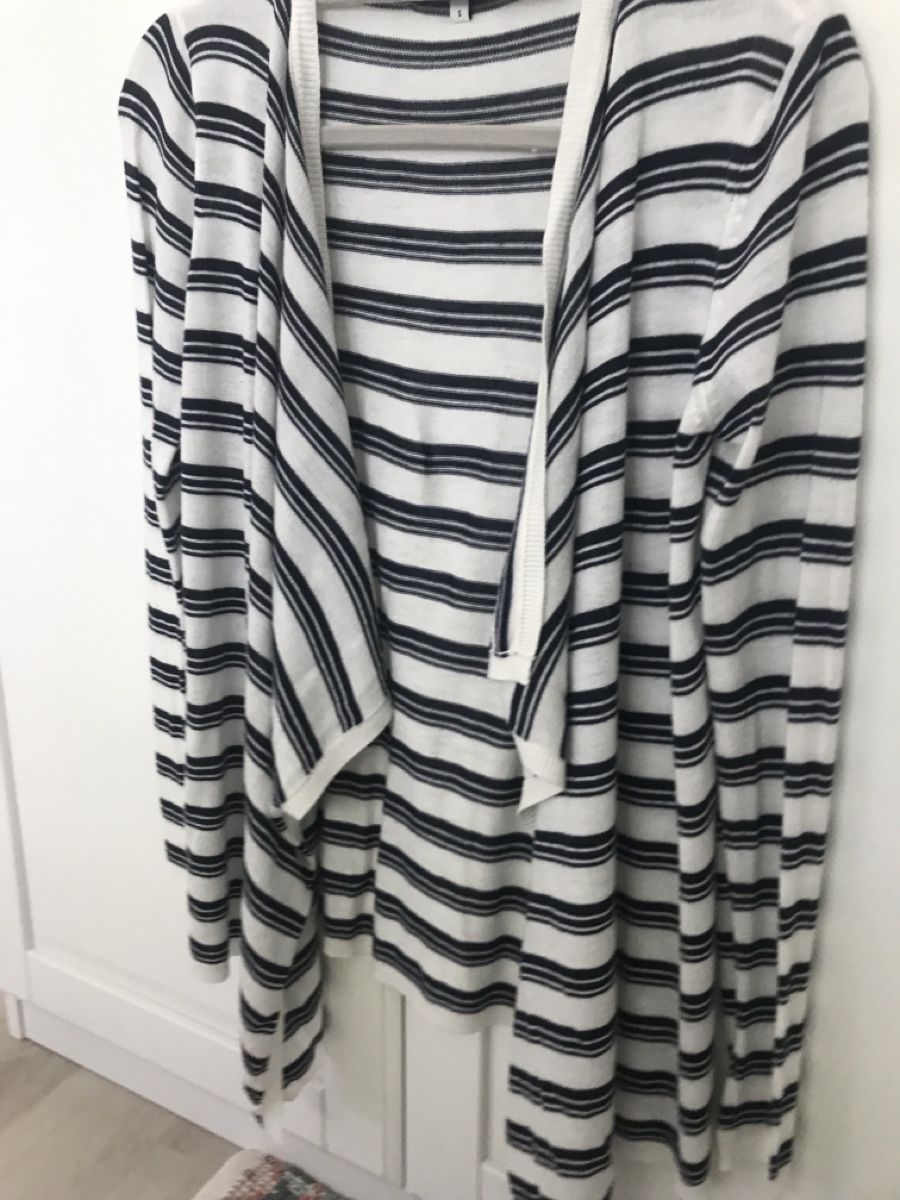 Maglioni & Felpe: Schöner Pullover – Usato da Dübendorf venduto da nela123 1