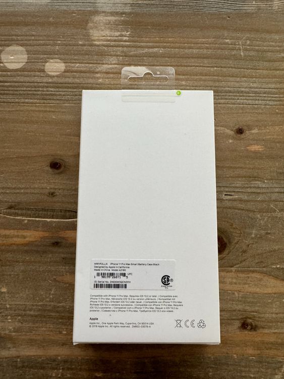 iPhone 11 Pro Max Smart Battery Case | Kaufen auf Ricardo