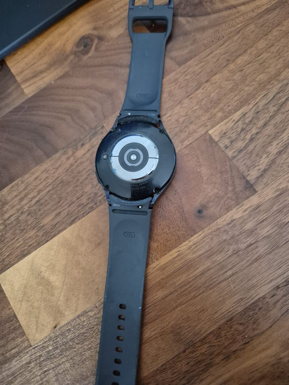 Samsung Smartwatch: Samsung Galaxy Watch 5 44MM LTE Graphite – Usato da Aefligen venduto da Laurent_Woods 1