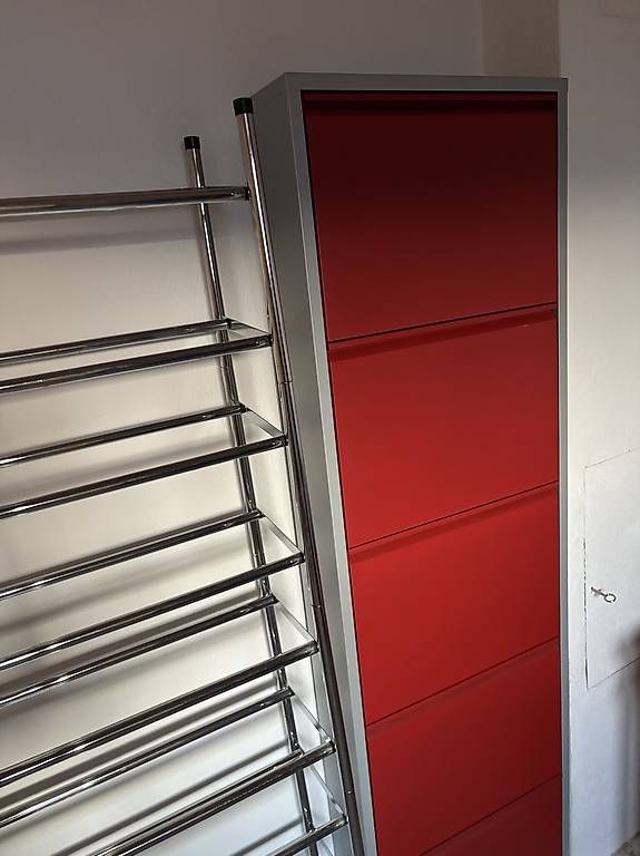 Scaffali: Schuhgestell – Usato da Starrkirch-Wil venduto da dorlydorly