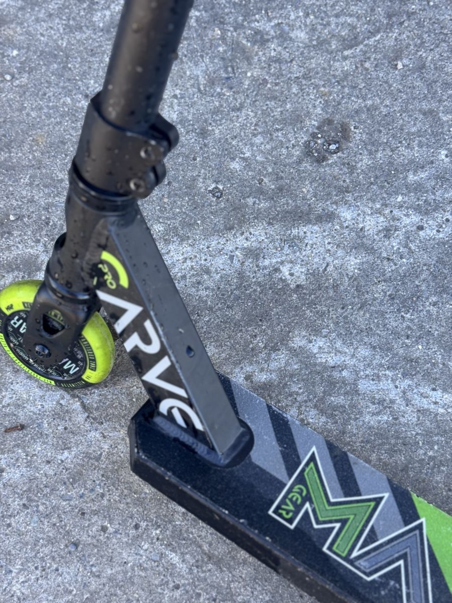 Kickboard: Trottinett Scooter NP >100 Fr – Usato da Wädenswil venduto da dorodi