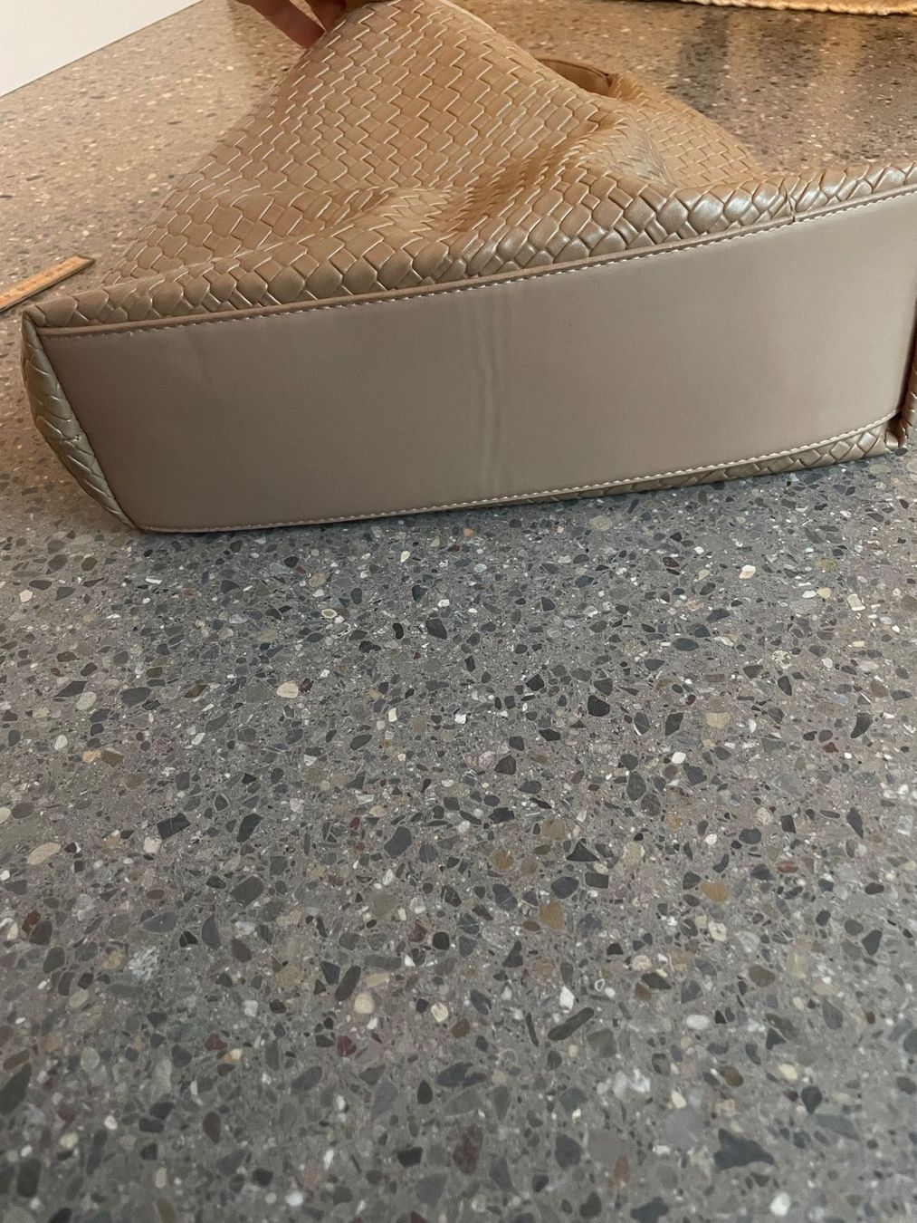 Taschen: Trendige Handtasche  Beige, – Neu (gemäss Beschreibung) aus Kriens von sch_z5rh 3
