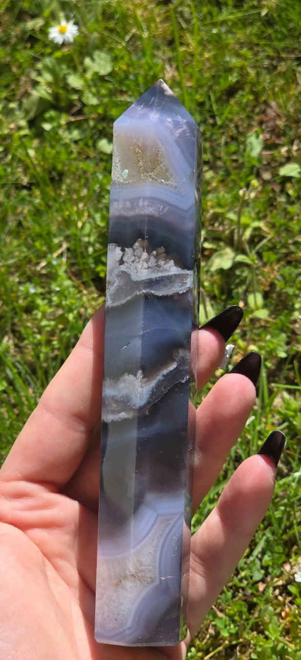 Minerali & Pietre curative: Blauer Blumenachat Obelisk C 261g – Nuovo e nell'imballaggio originale da Matzingen venduto da Shay_Crystalz 1