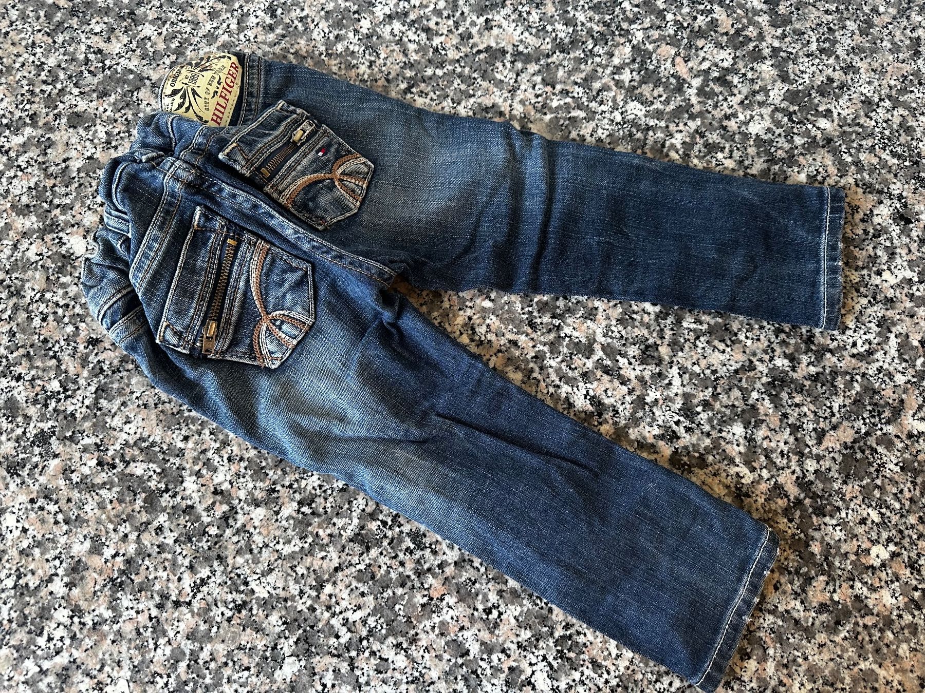 Tommy Hilfiger Pantaloni: Jeans Tommy Hilfger Gr 18 - 24 Mt – Usato da Urdorf venduto da nochmalbrauchen 1