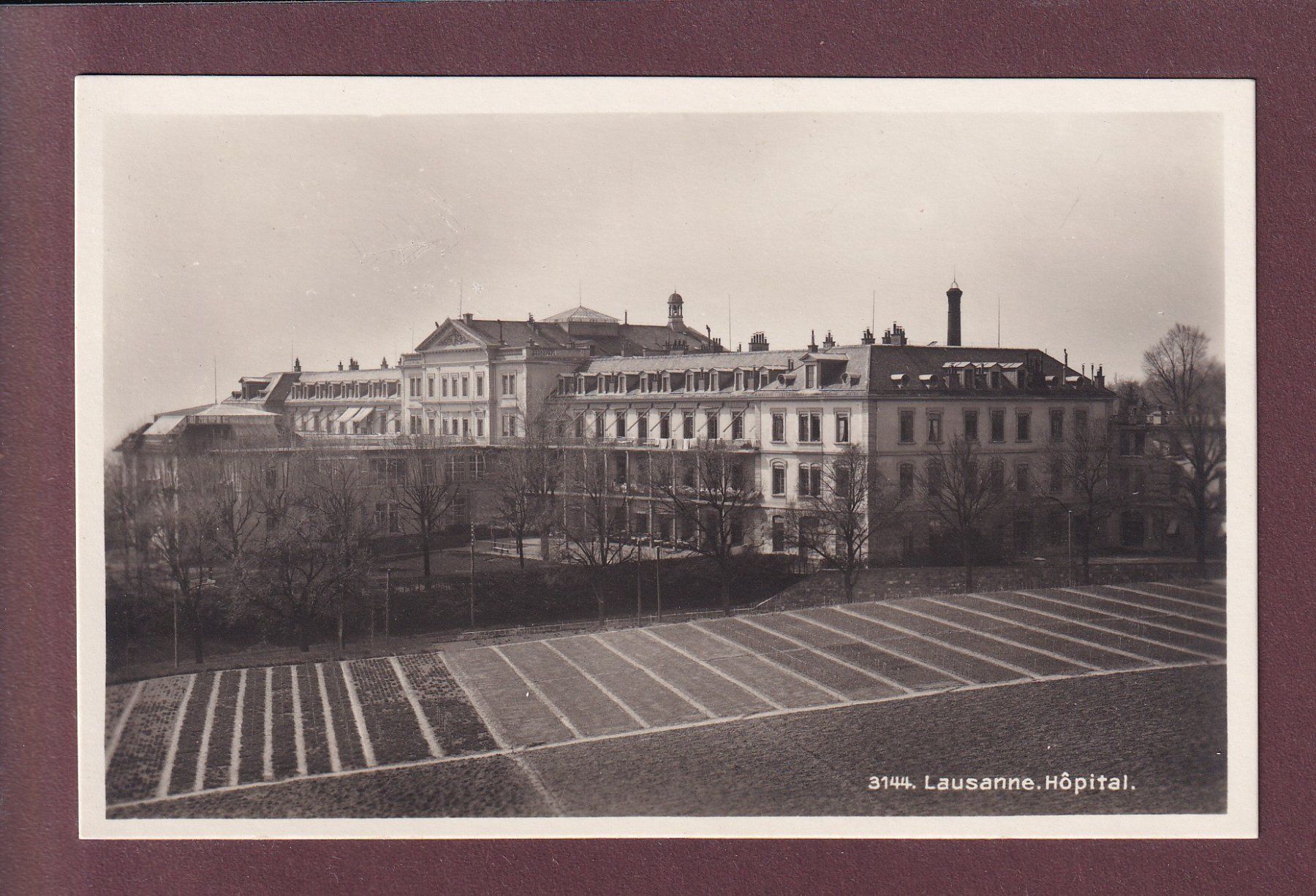 Cartes postales: LAUSANNE - Hôpital – D'occasion à Pully par nicecards