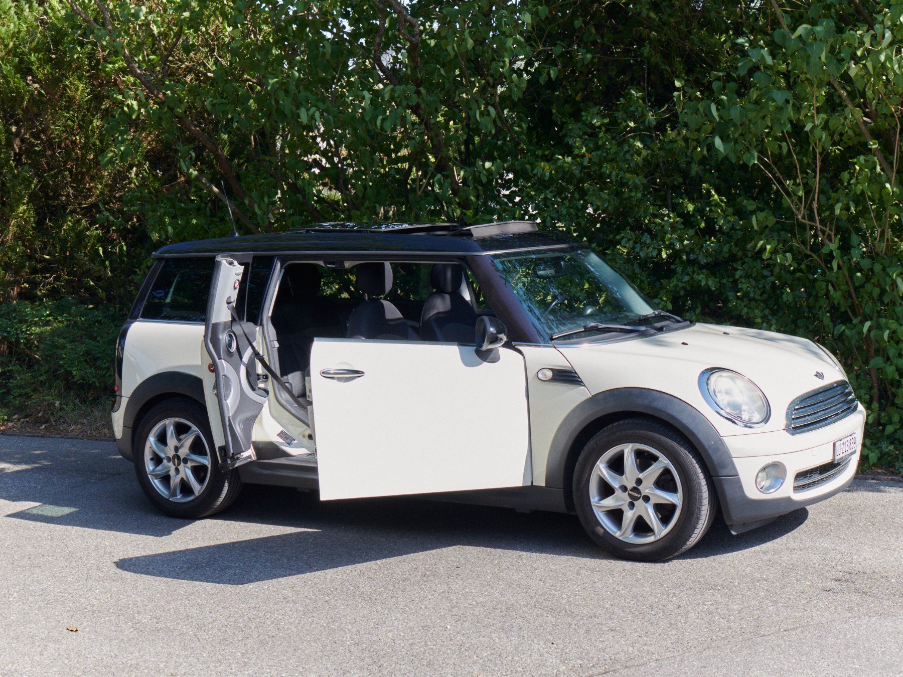 Mini Autos: Mini Cooper Clubman – Gebraucht aus Oetwil a d Limmat von JSTNR 1