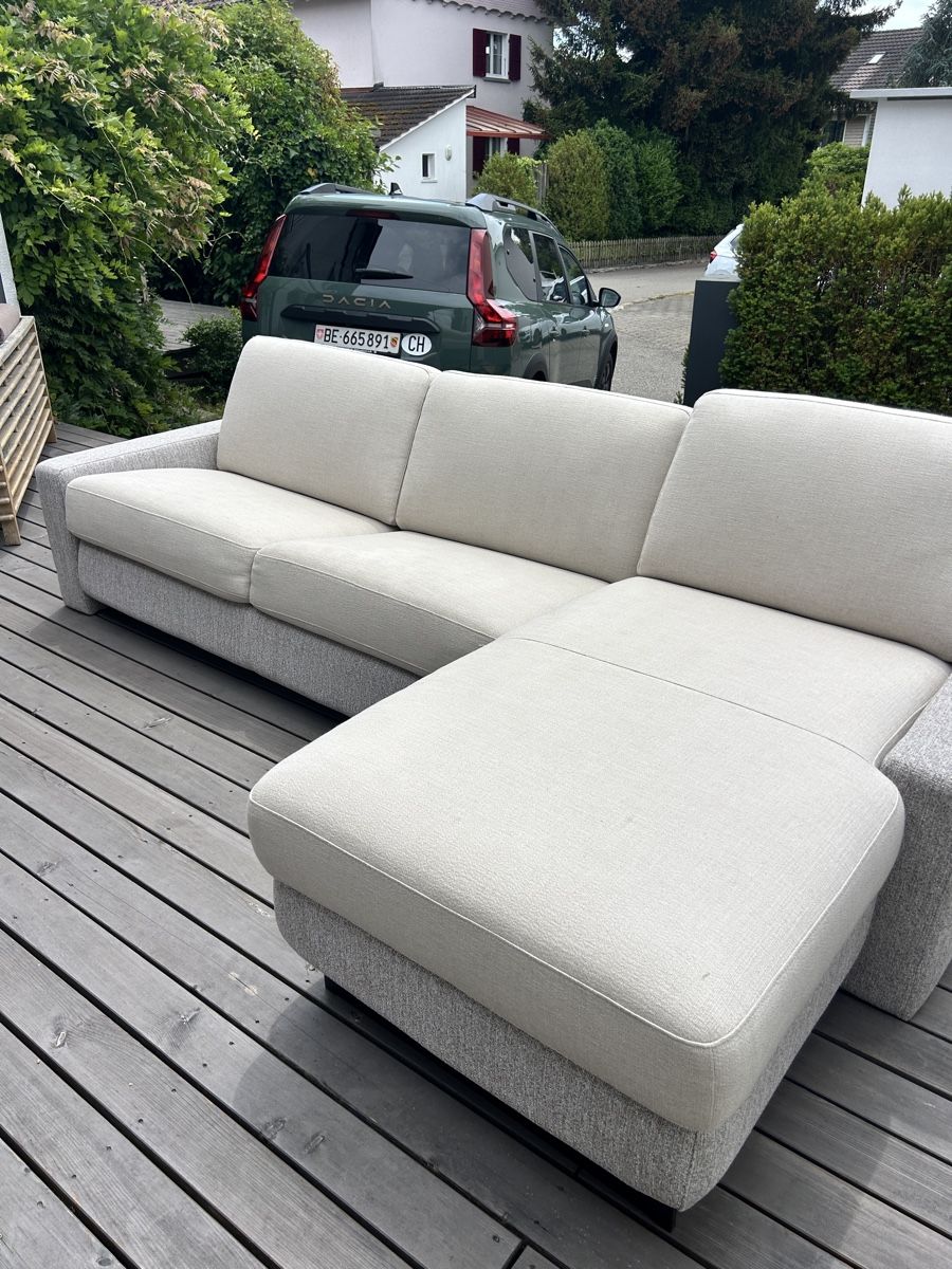 Sofas: Bettsofa hellgrau Stoff, 2-Teilig – D'occasion à Herzogenbuchsee par StephanJaeggi1 1