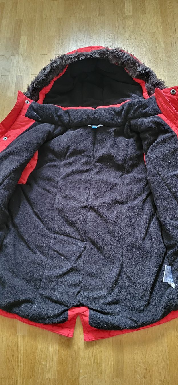 Jacken & Mäntel: Winterjacke rot Kids 128cm – Gebraucht aus Oberwil BL von Manue1974 3