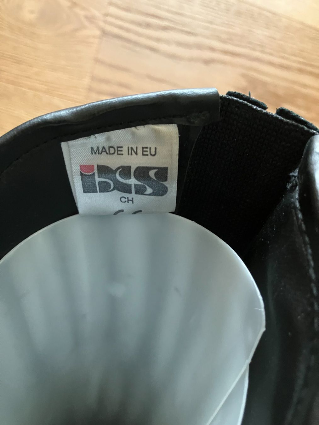 IXS Herrenschuhe: Motorradstiefel Gr. 42 – Gebraucht aus Unterägeri von Bettsofa123 5